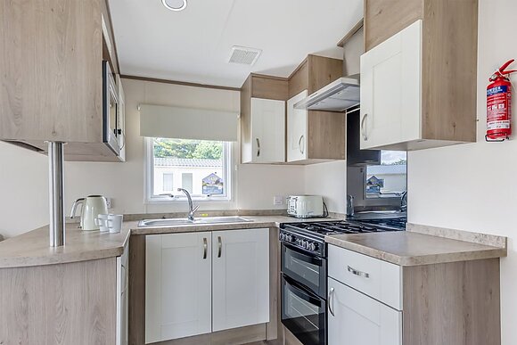 Gold Premium 2 Caravan slps 6 parking, decking P - Kessingland Beach, Lowestoft