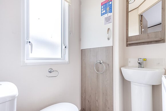 Gold Premium 2 Caravan slps 6 parking, decking P - Kessingland Beach, Lowestoft