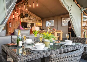 Safari Tent - Plassey Holiday Park, Eyton, Wrexham