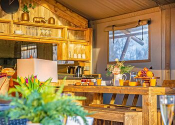 Safari Tent Plus - Plassey Holiday Park, Eyton, Wrexham