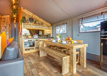 Safari Tent Plus - Plassey Holiday Park, Eyton, Wrexham