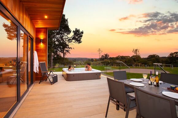 Studio Lodge Plus - Plassey Holiday Park, Eyton, Wrexham