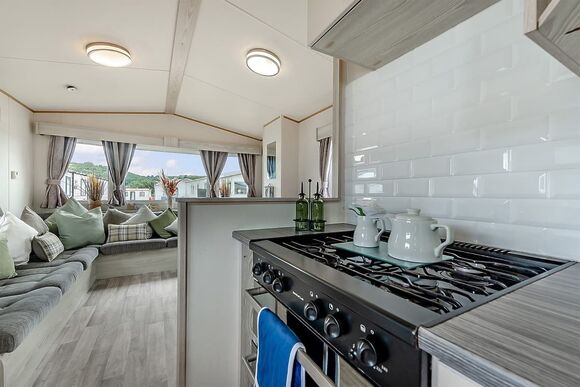 Bronze 3 Bedroom Caravan, Sleeps 8 - Landguard, Shanklin