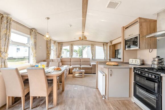 Gold Premium 3 Bedroom Caravan, Sleeps 8 - Landguard, Shanklin