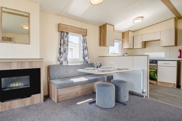 Gold Accessible with parking - Landguard, Shanklin