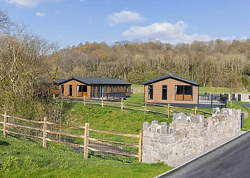 Plas Isaf Lodge Retreat, Caerwys 