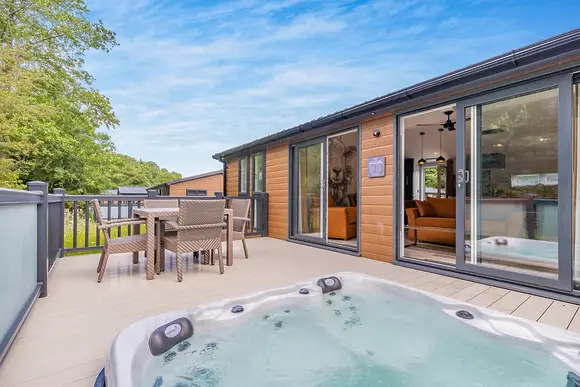 Plas Isaf Lodge Retreat, Caerwys 