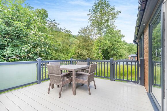 Glyndwr - Plas Isaf Lodge Retreat, Caerwys 