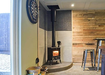 Peacock Lake Glamping, Gunthorpe, near Nottingham