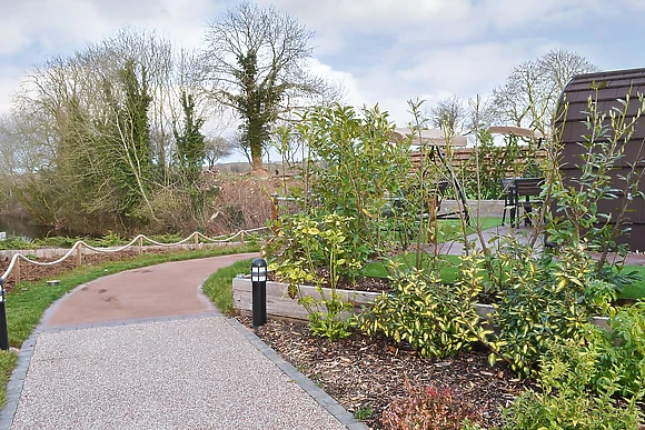 Peacock Lake Glamping, Gunthorpe, near Nottingham