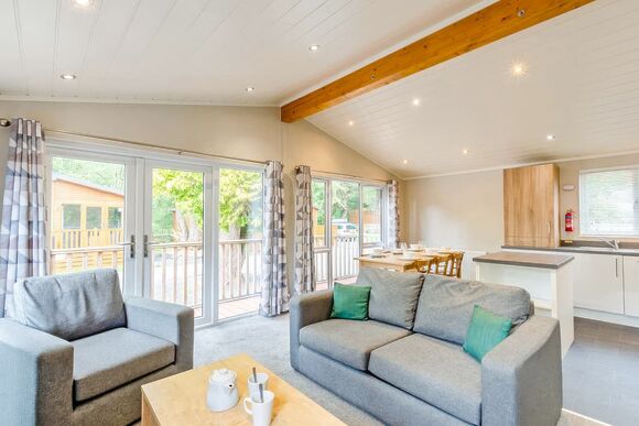 Deluxe Lodge with parking, ensuite & decking - Limefitt Park, Windermere, Cumbria