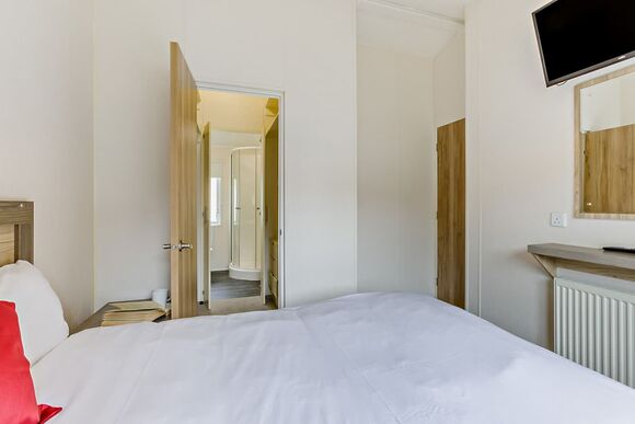 Prestige Lodge with parking, ensuite & decking - Limefitt Park, Windermere, Cumbria