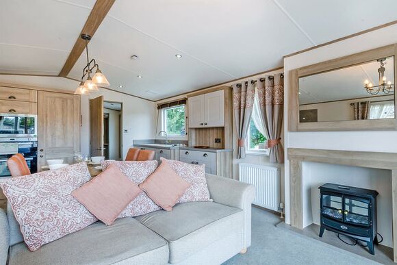 Gold Premium 2 Caravan, slps 4, parking, decking - Limefitt Park, Windermere, Cumbria