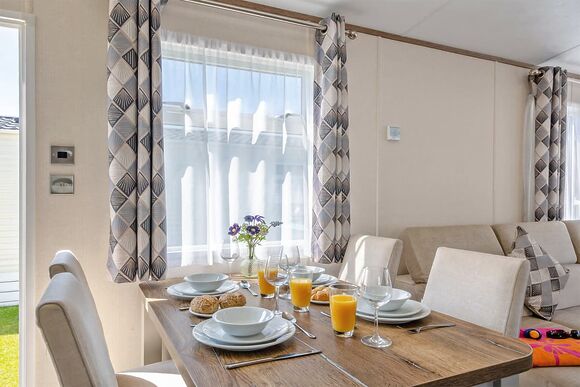 Gold Premium 3 Caravan, slps 6, parking, ensuite - Limefitt Park, Windermere, Cumbria