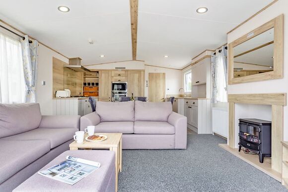 Gold Premium 3 Caravan 6, parking, ensuite, deck - Limefitt Park, Windermere, Cumbria