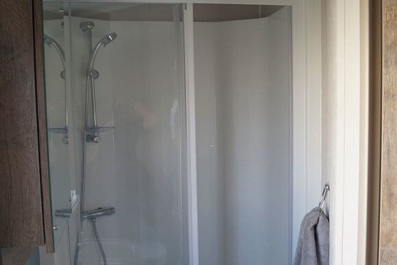 Island - Lower Hyde, Shanklin