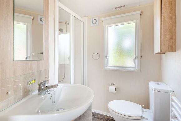 Bronze 3 Bedroom Caravan, Sleeps 8 - Lower Hyde, Shanklin