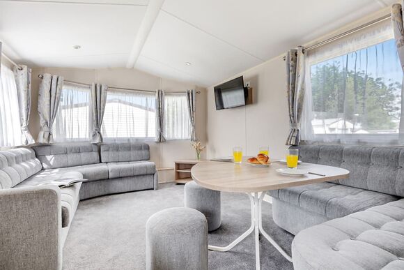 Bronze 3 Bedroom Caravan, Sleeps 8 P, Bronze 3 Bedroom Caravan, Sleeps 8 - Lower Hyde, Shanklin