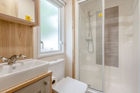 Bronze Premium 1 Bedroom Caravan, Sleeps 2 P, Bronze Premium 1 Bedroom Caravan, Sleeps 2 - Lower Hyde, Shanklin