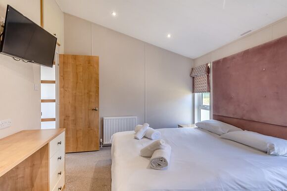 Deluxe Lodge with parking & ensuite 4, Deluxe Lodge with parking & ensuite 4 P - Lower Hyde, Shanklin