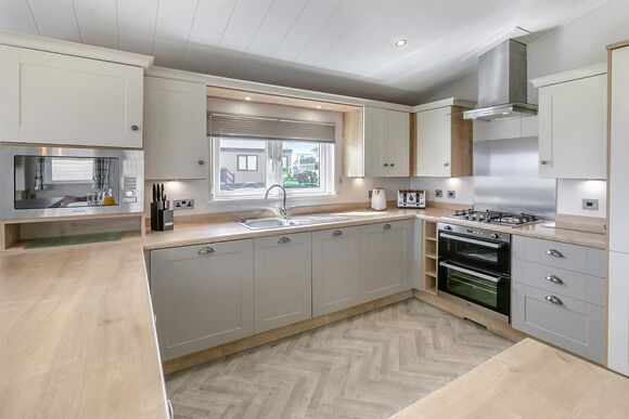 Deluxe Lodge with parking & ensuite 6 - Lower Hyde, Shanklin