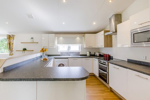 Prestige 2 Lodge slps 4 dedicated parking, Prestige Lodge with parking & ensuite - Lower Hyde, Shanklin