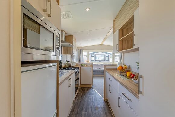 Bronze Caravan with parking - Manor Park, Hunstanton