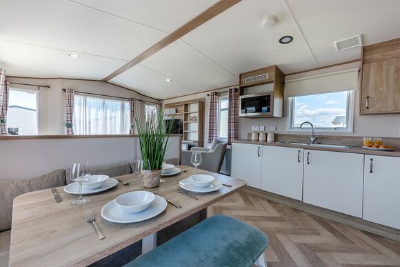 Gold Caravan with parking 6 - Manor Park, Hunstanton