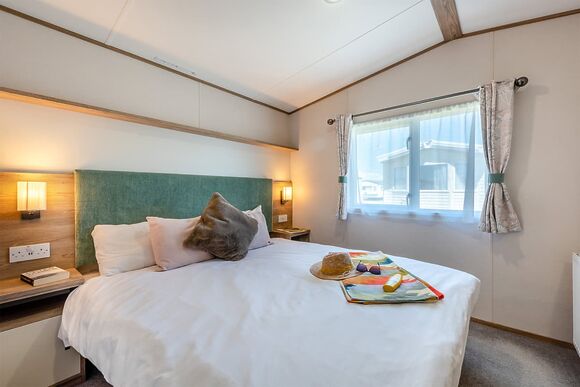 Gold Caravan with parking 6 - Manor Park, Hunstanton