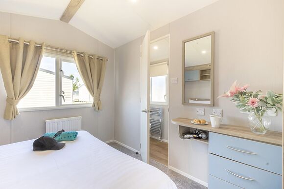 Gold 3 Bedroom Caravan, Sleeps 8 P, Gold 3 Bedroom Caravan, Sleeps 8 - Manor Park, Hunstanton