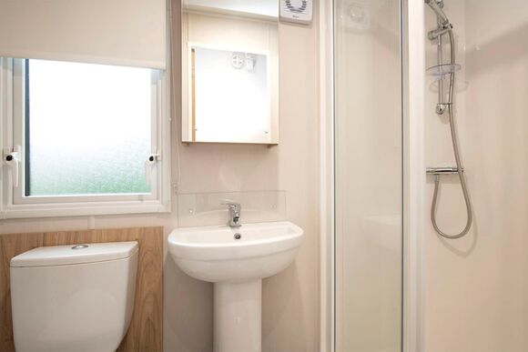 Gold Premium Caravan with decking P, Gold Premium Caravan with decking - Manor Park, Hunstanton