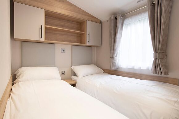 Gold Premium Caravan with ensuite - Manor Park, Hunstanton
