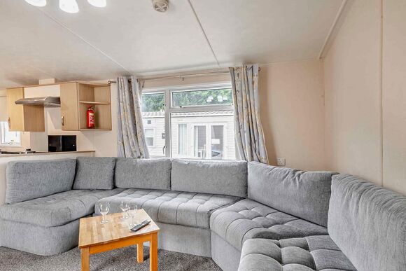 Gold 3 Bedroom Caravan, Sleeps 8. With decking. - St. Margaret&rsquo;s Bay, St. Margaret&rsquo;s-at-Cliffe
