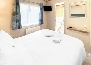 Signature 4 VIP Hot Tub  - Primley Meadow, Paignton