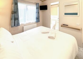 Signature 4 VIP Plus Hot Tub  - Primley Meadow, Paignton