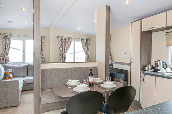 Signature Premier 6 Hot Tub (Pet Friendly) - Primley Meadow, Paignton