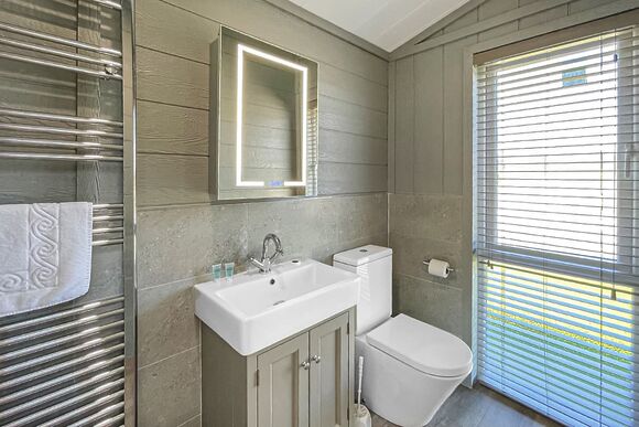 Glass House Lodge - Primley Meadow, Paignton