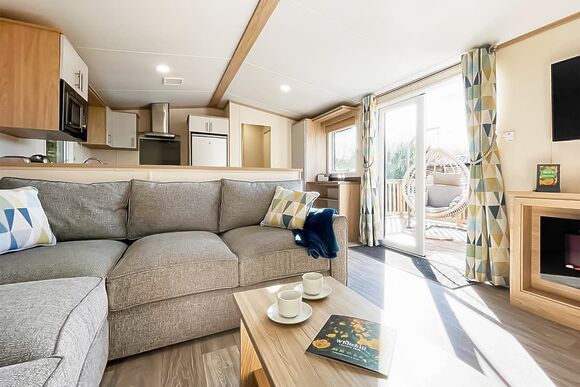 Signature 4 VIP Hot Tub  - Primley Meadow, Paignton