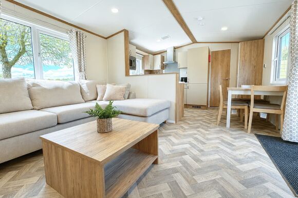 Signature Platinum 4 - Primley Meadow, Paignton