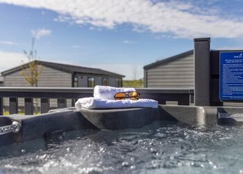 Exclusive 3 Bed HT - Penmarlam Lodge Retreat, Fowey