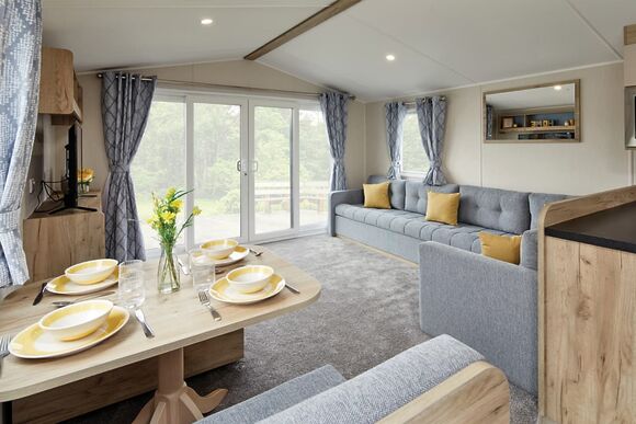 Roding - Naze Marine, Walton-on-the-Naze 