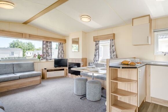 Gold 2 Bedroom Caravan, Sleeps 6, Gold 2 Bedroom Caravan, Sleeps 6 P - Naze Marine, Walton-on-the-Naze 