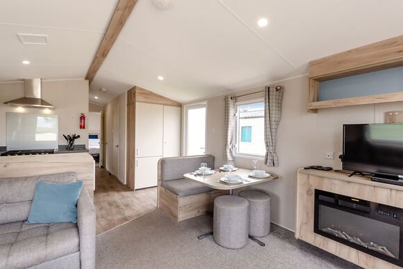 Silver Caravan with decking, Silver Caravan with decking P - Naze Marine, Walton-on-the-Naze 