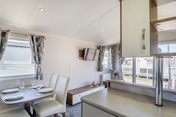 Silver Premium 3 Caravan slps 8, decking, Silver Premium 3 Caravan slps 8, decking P, Silver Premium 3 Bedroom Caravan, Sleeps 8 - Naze Marine, Walton-on-the-Naze 