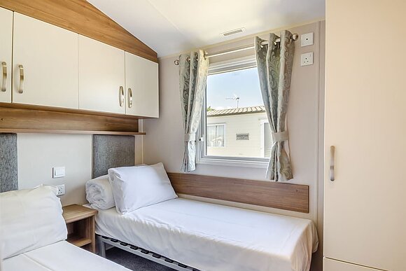 Silver Premium 3 Caravan slps 8, decking P, Silver Premium 3 Bedroom Caravan, Sleeps 8, Silver Premium 3 Caravan slps 8, decking - Naze Marine, Walton-on-the-Naze 