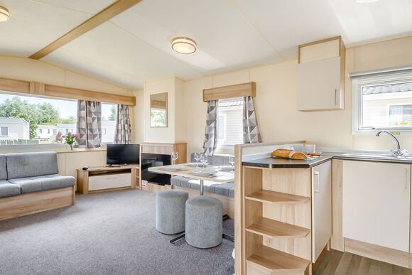Gold Caravan with decking 6, Gold Caravan with decking 6 P - Nodes Point, Ryde, Nr Bembridge