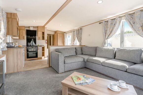 Gold Caravan with decking, Gold Caravan with decking P - Nodes Point, Ryde, Nr Bembridge