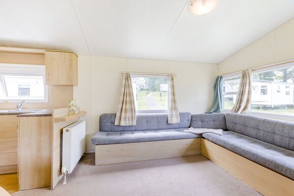 Silver 2 Bedroom Caravan, Sleeps 6 P, Silver 2 Bedroom Caravan, Sleeps 6 - Nodes Point, Ryde, Nr Bembridge