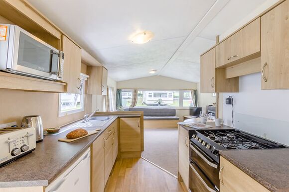 Silver 2 Bedroom Caravan, Sleeps 6, Silver 2 Bedroom Caravan, Sleeps 6 P - Nodes Point, Ryde, Nr Bembridge