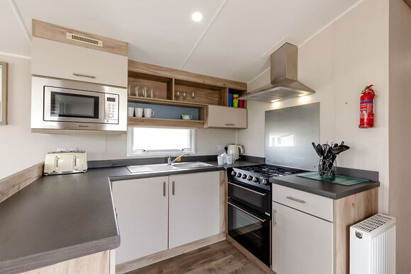 Silver Caravan with decking - Nodes Point, Ryde, Nr Bembridge